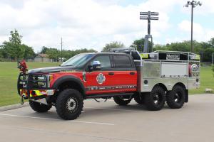 2017 Ford F-550 Platinum Edition 6x6 Firewalker by Skeeter
